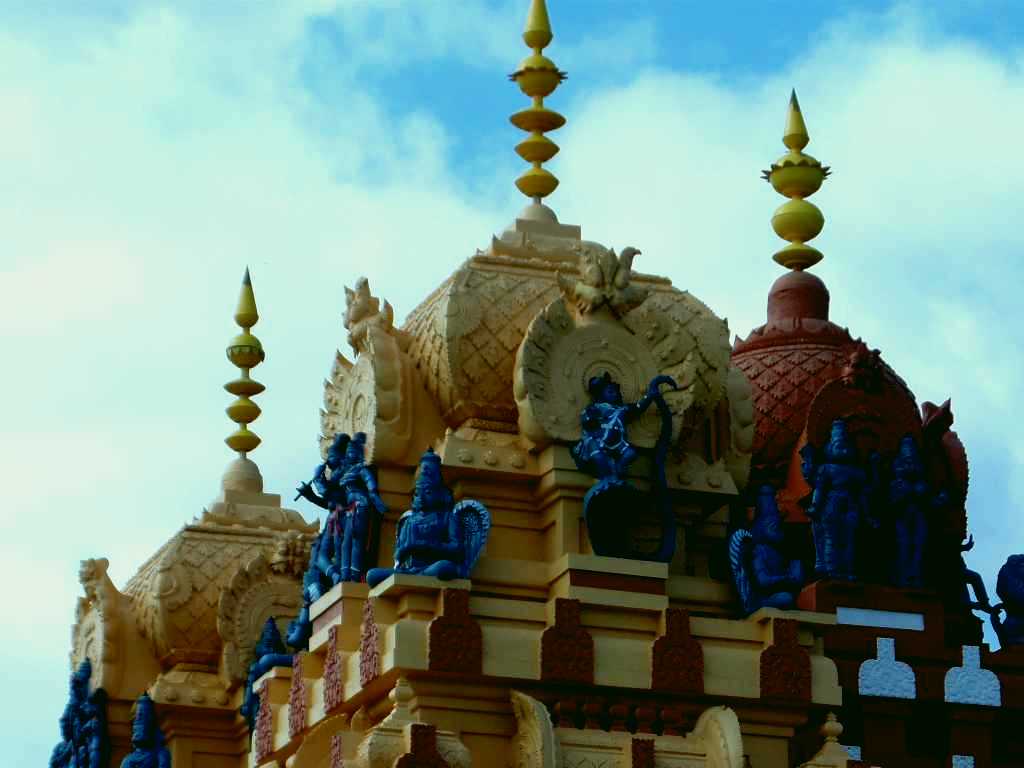 SubjectCoach | Vishnu Siva Mandir Temple and Library