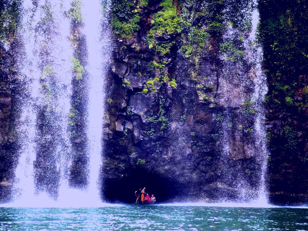 SubjectCoach | Dangar Falls