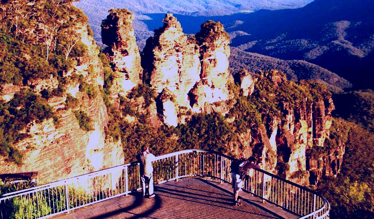 SubjectCoach | Echo Point lookout (Three Sisters)