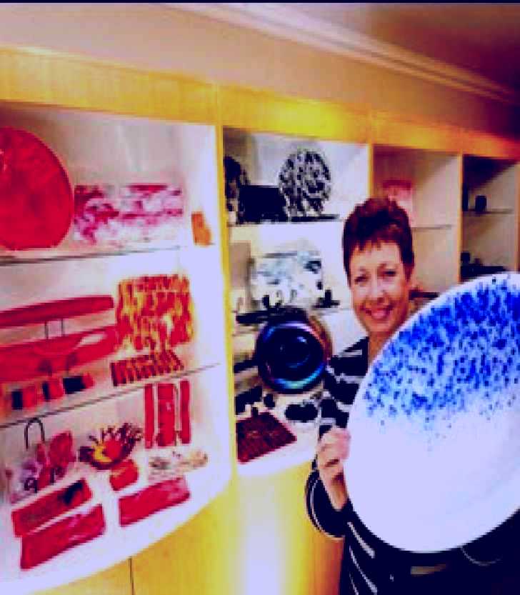 SubjectCoach | Exclusive Hot Glass Gallery