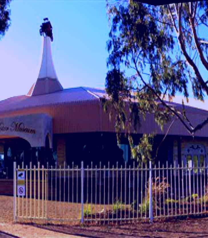 SubjectCoach | McFeeters Motor Museum and Visitor Information Centre