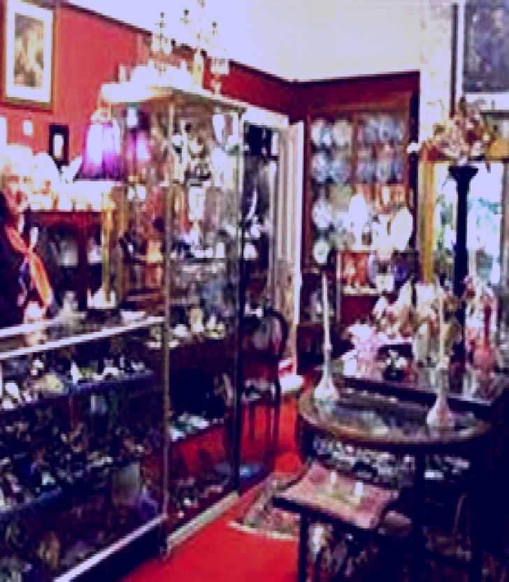 SubjectCoach | Nerilee Antiques