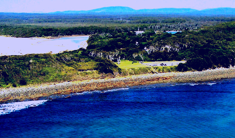 SubjectCoach | Saltwater picnic area