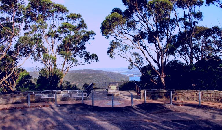SubjectCoach | Staples lookout
