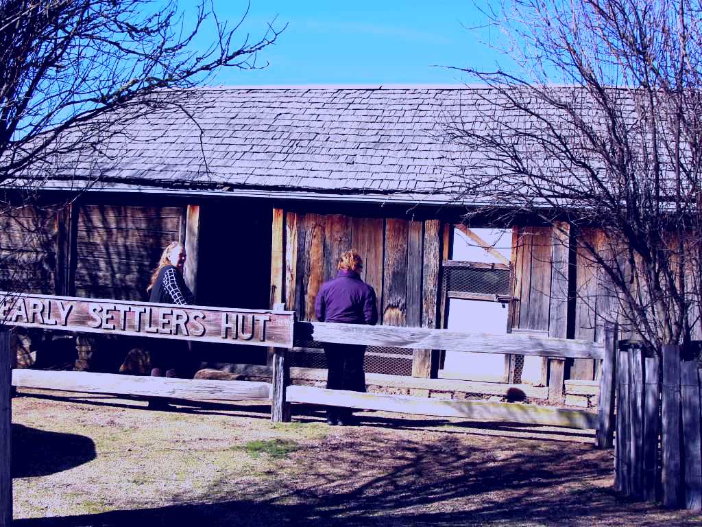 SubjectCoach | The Early Settlers Hut