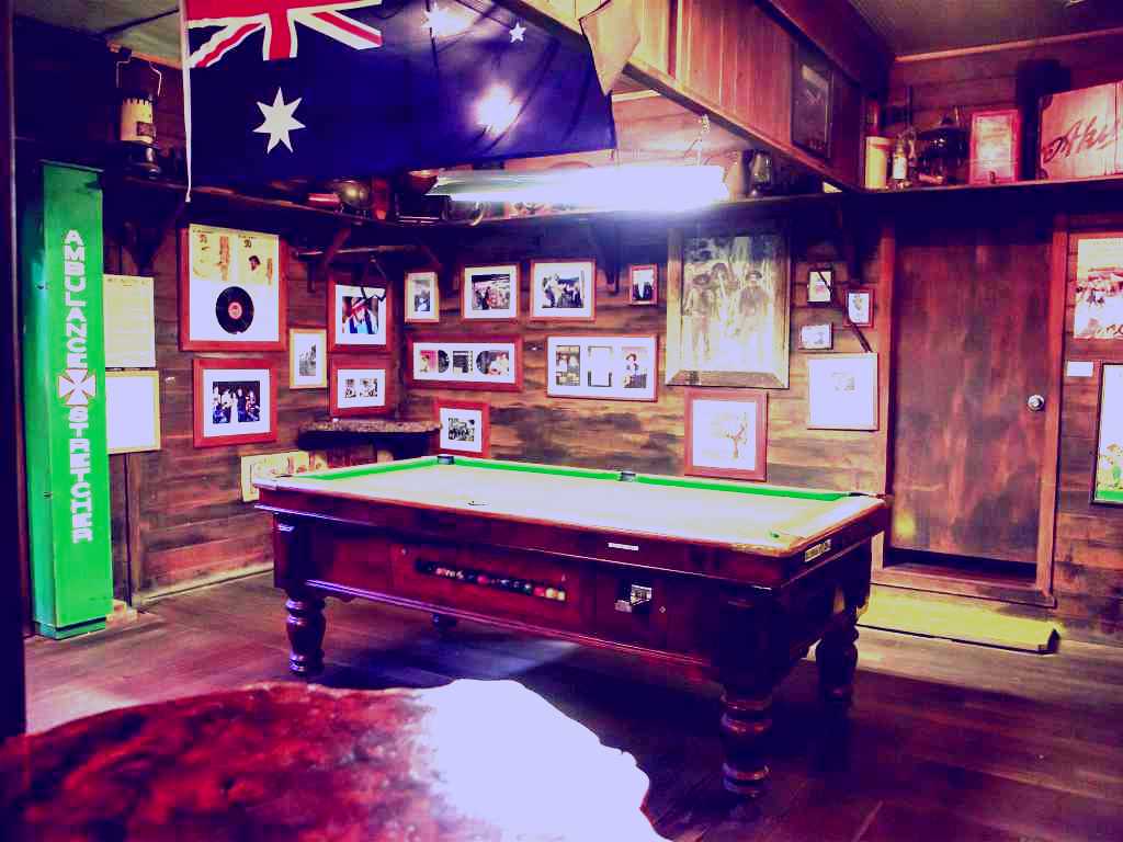 SubjectCoach | The Pub With No Beer