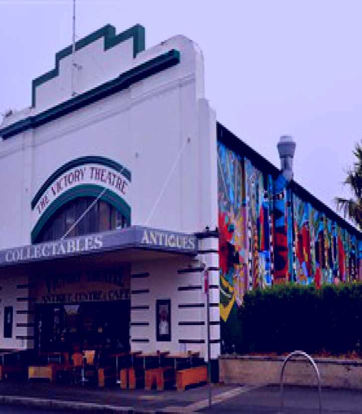 SubjectCoach | The Victory Theatre Antique Centre