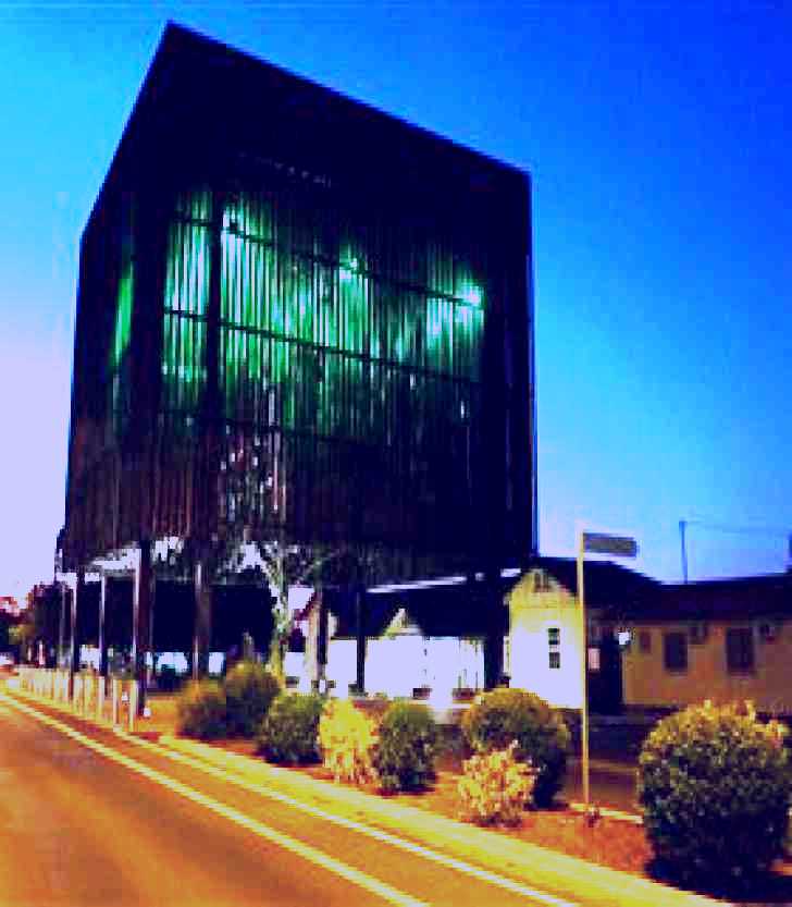 SubjectCoach | Tree Of Knowledge Memorial