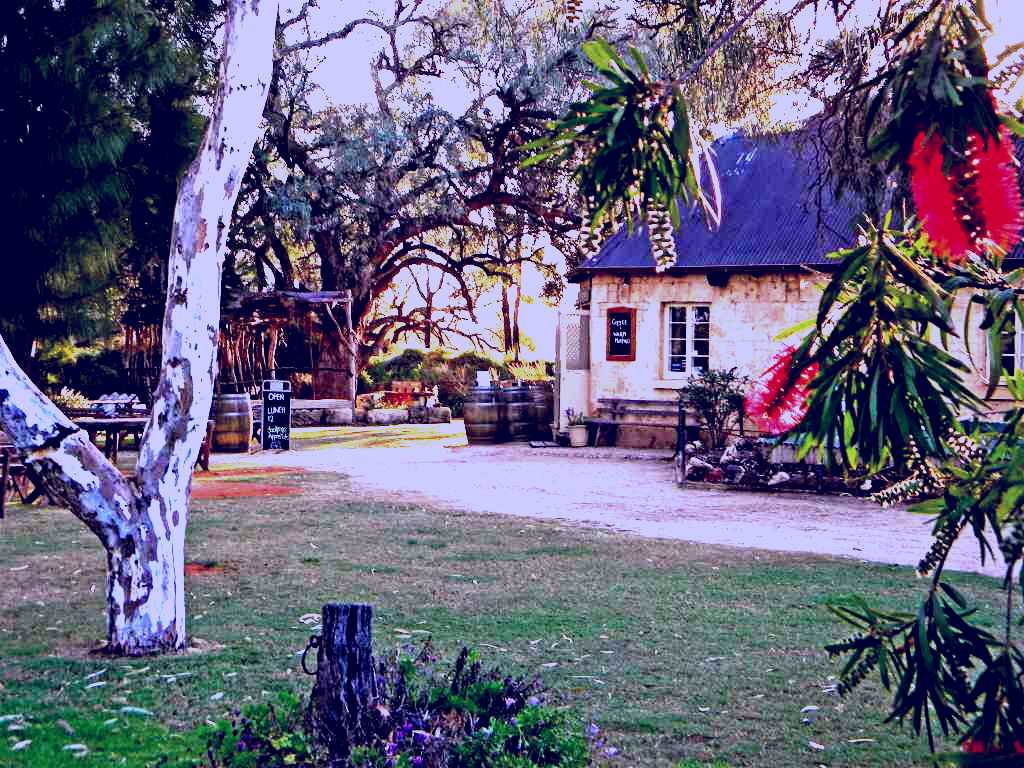 SubjectCoach | Overland Corner Hotel