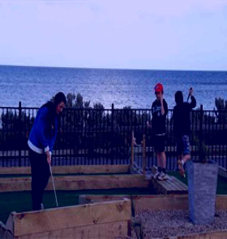 SubjectCoach | Port Vincent Putt Putt