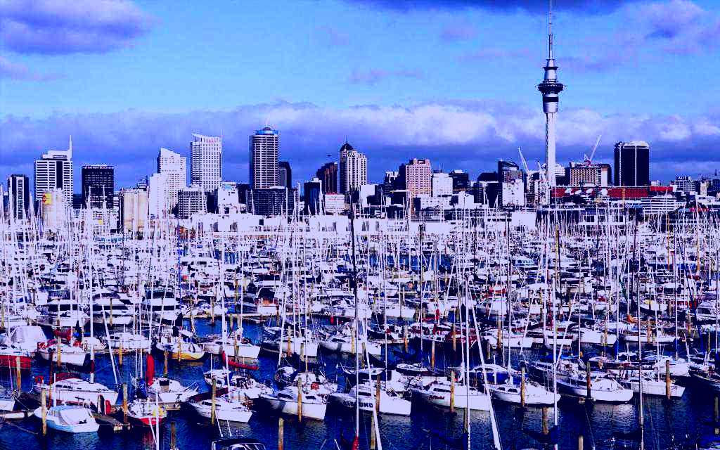 SubjectCoach | Downtown and Waterfront Walking Tour- GreatAuckland Ltd