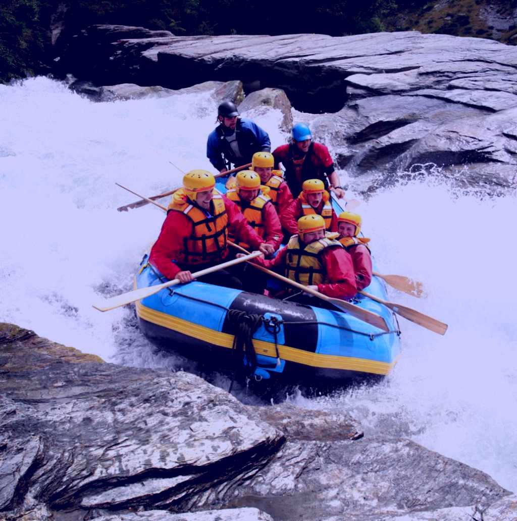 SubjectCoach | Challenge Rafting | Heli-Rafting