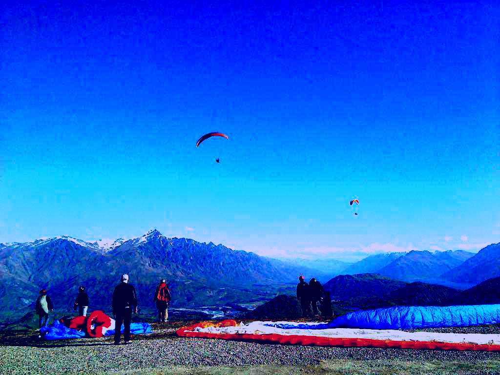 SubjectCoach | Coronet Peak Tandem Paragliding and Hang Gliding