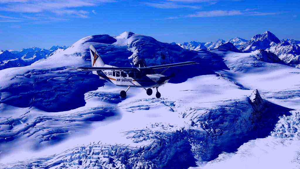 SubjectCoach | Air Safaris 'Grand Traverse' Franz Josef Glacier Image 1