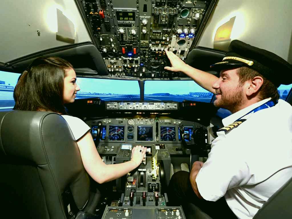 SubjectCoach | 737Jet Flight Simulator Experience