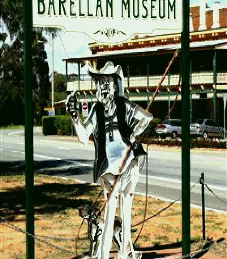SubjectCoach | Barellan Museum
