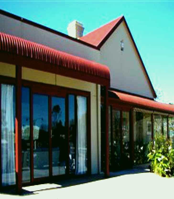 SubjectCoach | Ben Roberts Cafe and Gallery