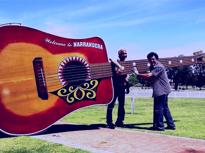 SubjectCoach | Big Guitar