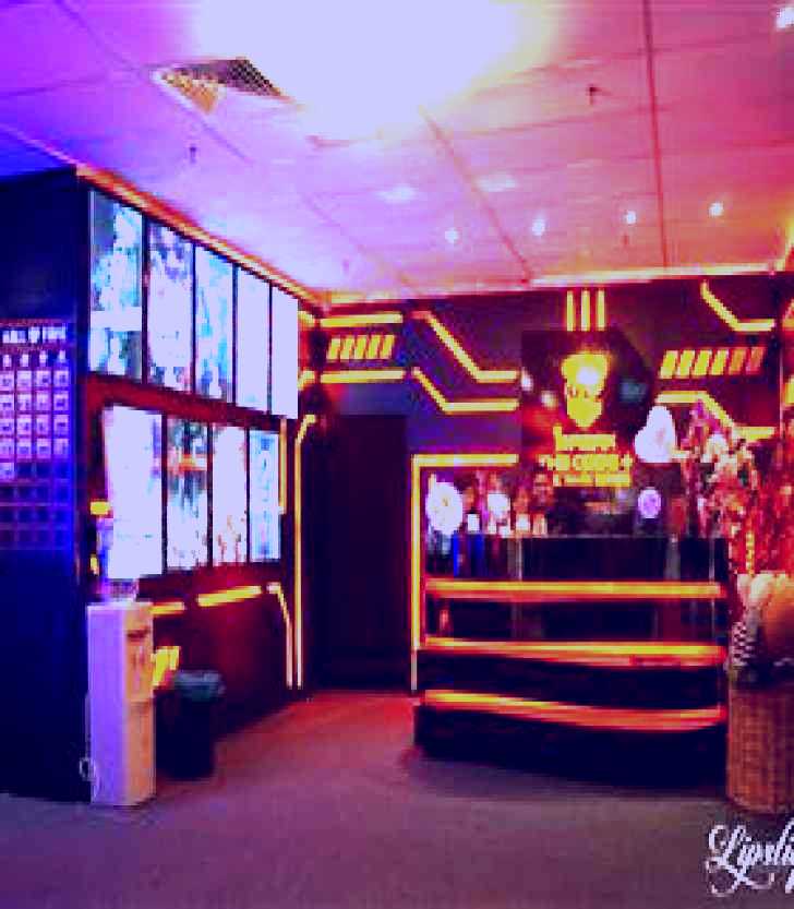 SubjectCoach | Break The Code Room Escape
