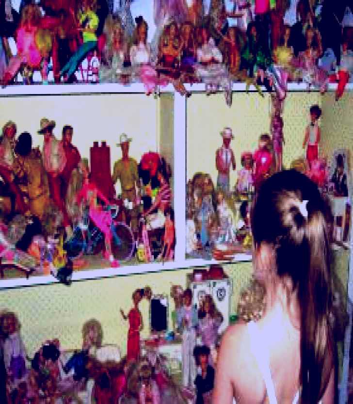 SubjectCoach | Gerogery Doll Museum