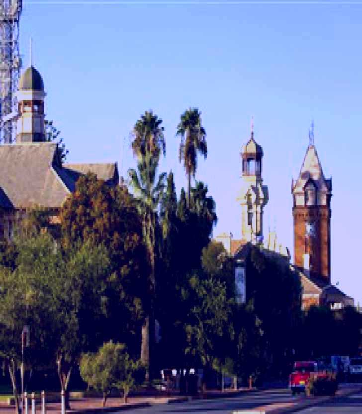 SubjectCoach | The Heroes, Larrikins and Visionaries of Broken Hill Walk