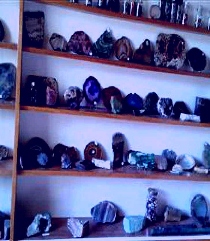 SubjectCoach | Beechworth Stoneage Gems