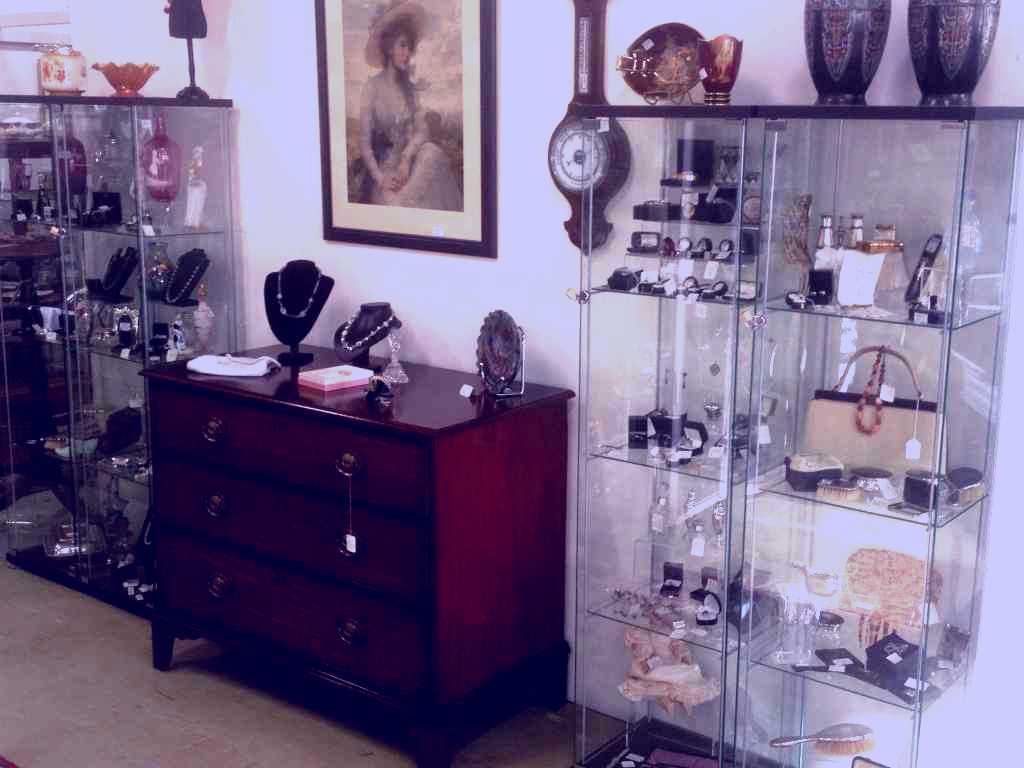 SubjectCoach | Ring Road Antique Centre