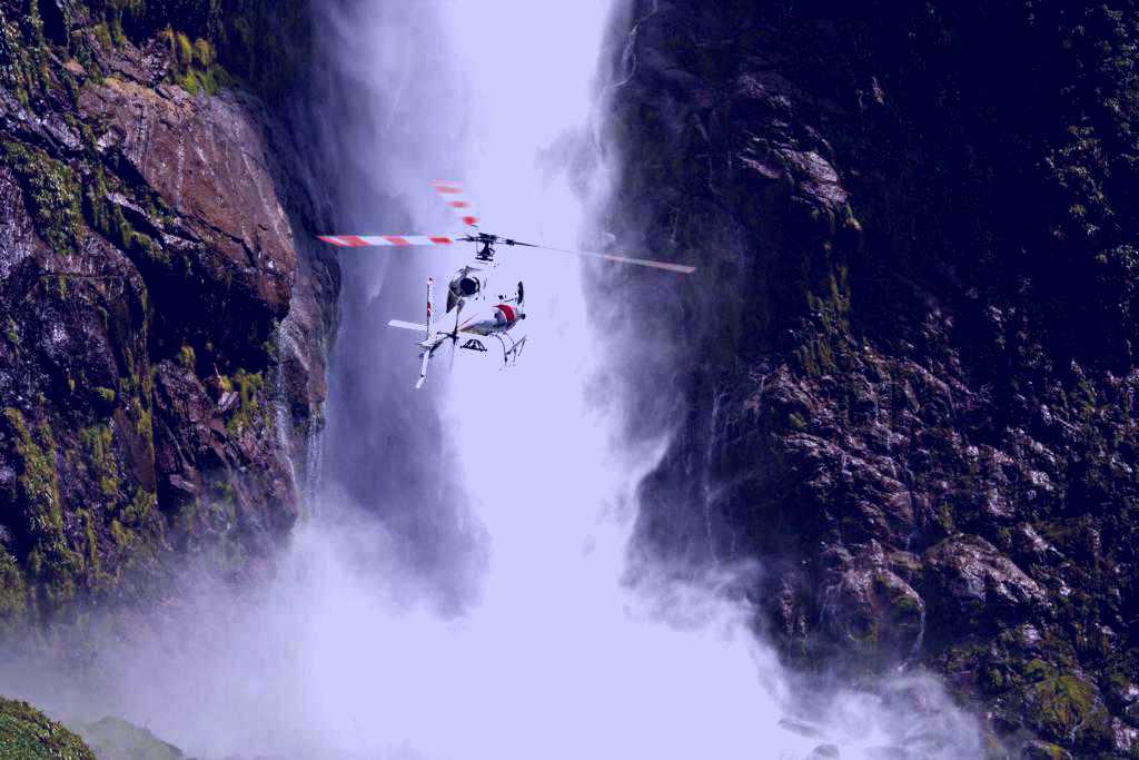 SubjectCoach | Doutbful Sound Scenic Flight - Southern Lakes Helicopers