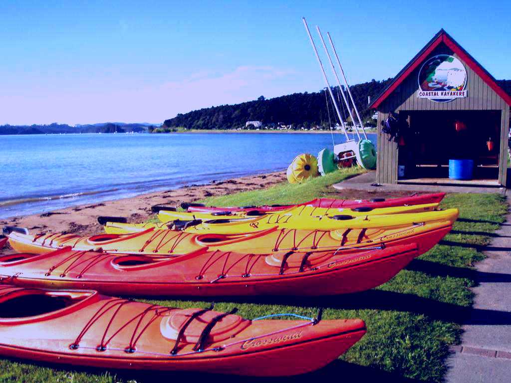 SubjectCoach | Coastal Kayakers Image 1